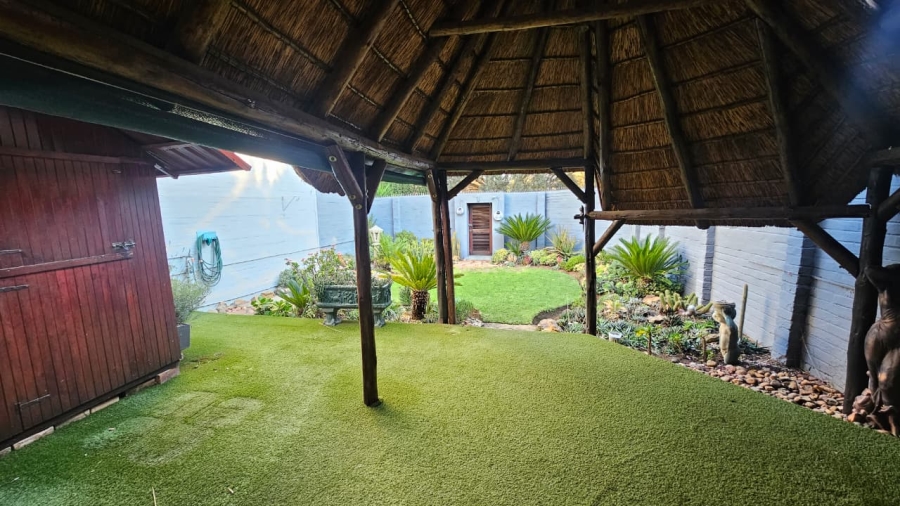 To Let 3 Bedroom Property for Rent in Doorn Free State